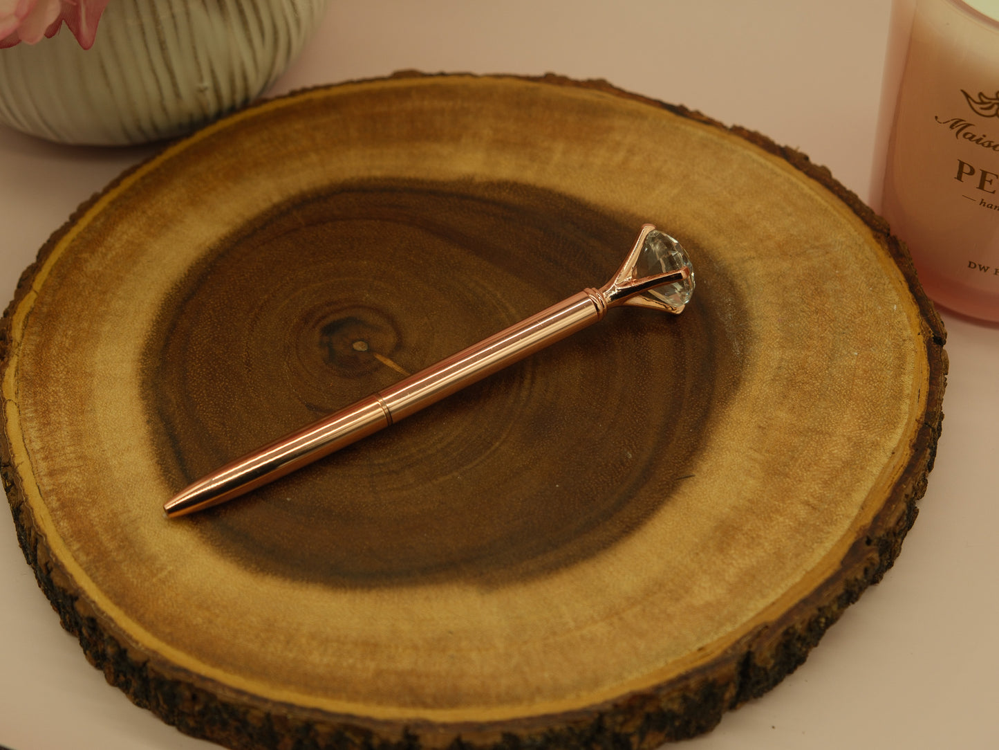 Gold coloured pen with "diamond" tip