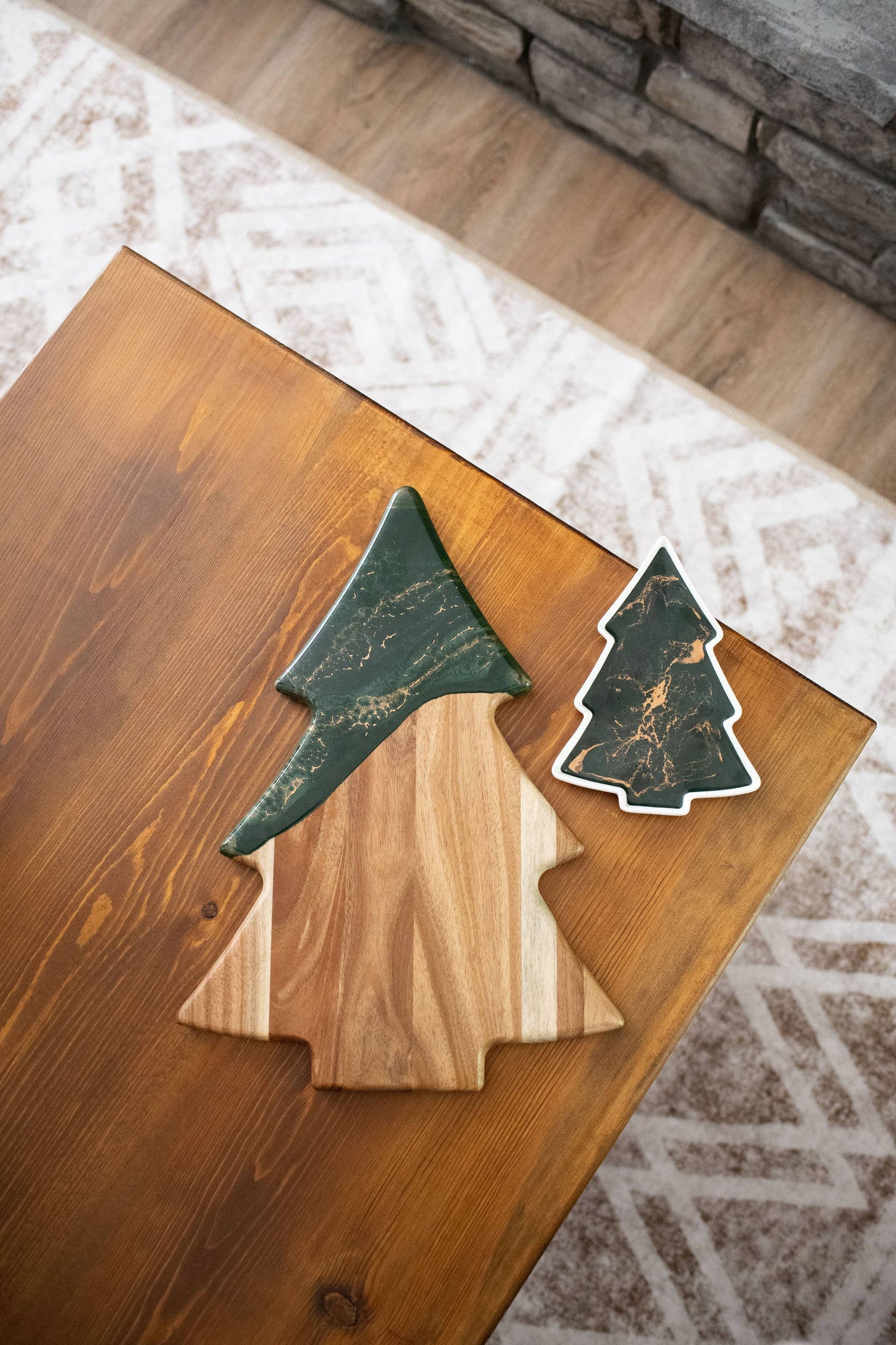 NEW!! Christmas Tree Resin Charcuterie Board - NO TARIFFS!