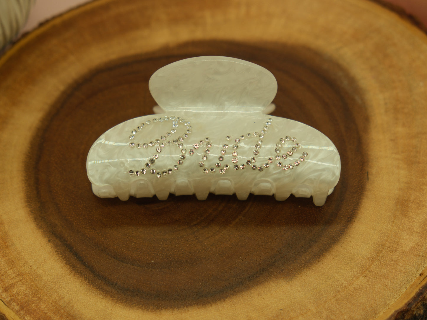 Hair claw for brides