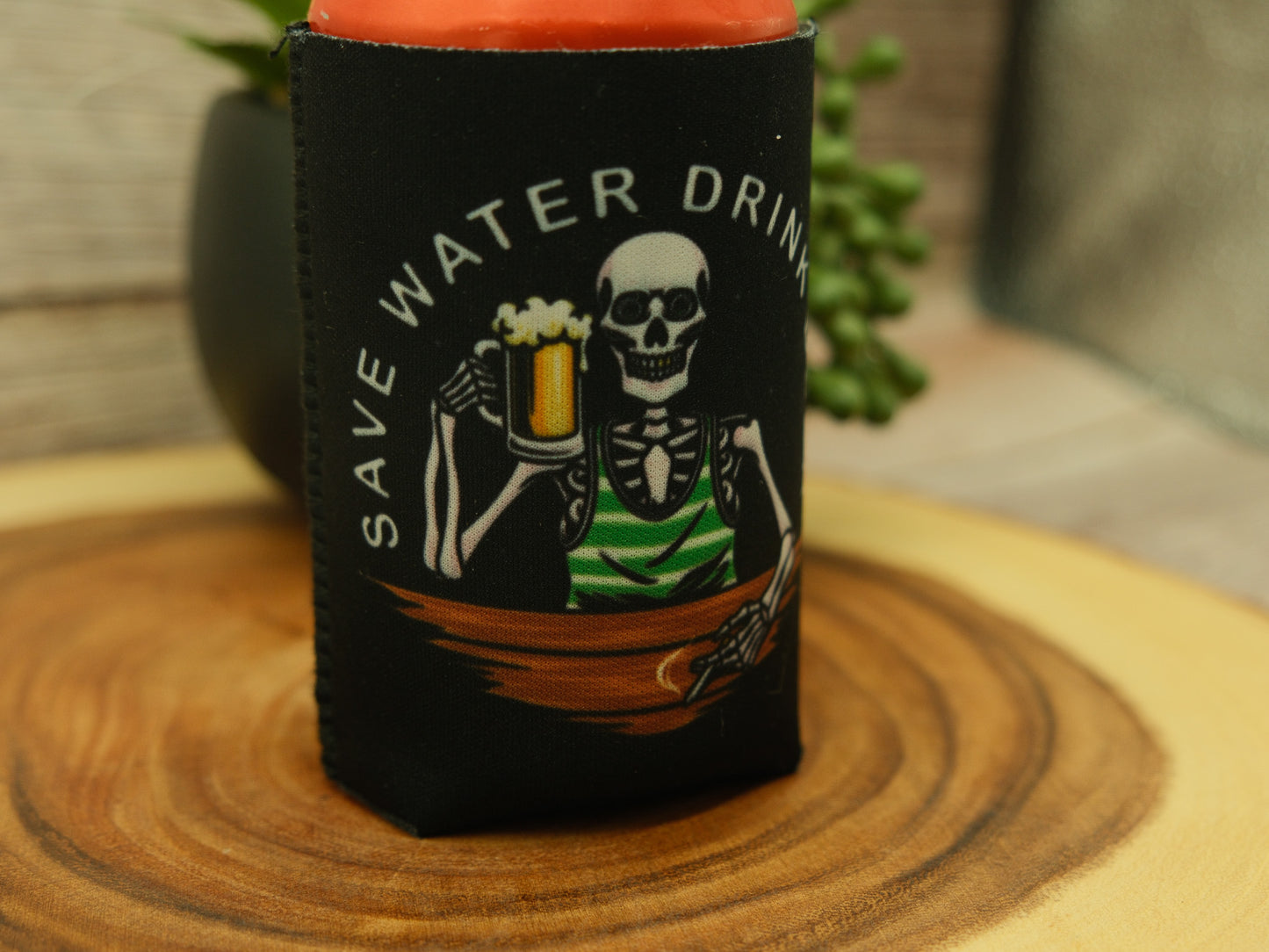 Skeleton beer cosy "Save water, drink beer"