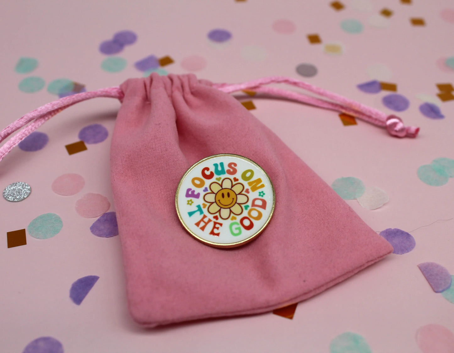 "Focus on the good" keepsake pin Belle Box