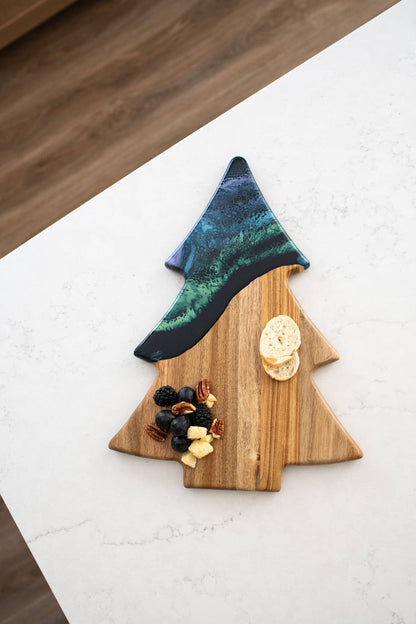 NEW!! Christmas Tree Resin Charcuterie Board - NO TARIFFS!